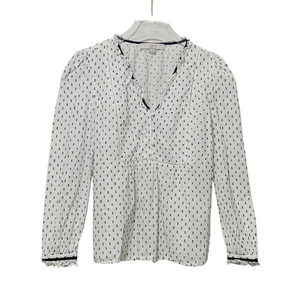 LOFT - Size Medium‎ - White Navy Blue Clip Dot Ruffle V-Neck Blouse Top